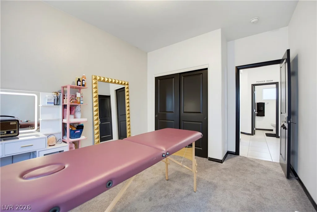 942 Twincrest, North Las Vegas, NV 89032