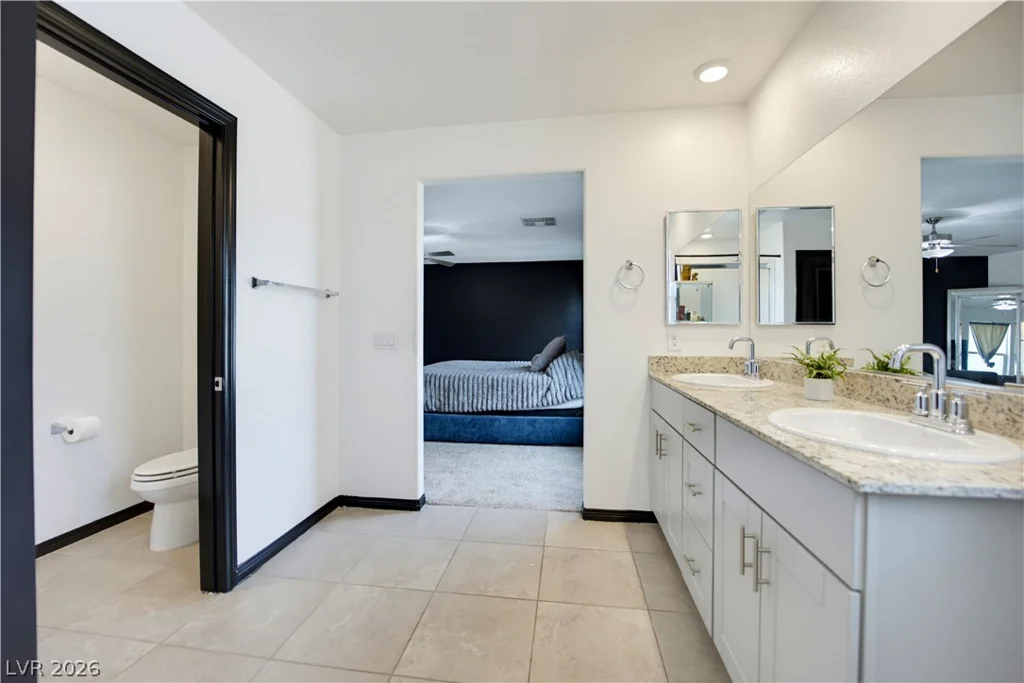 942 Twincrest, North Las Vegas, NV 89032