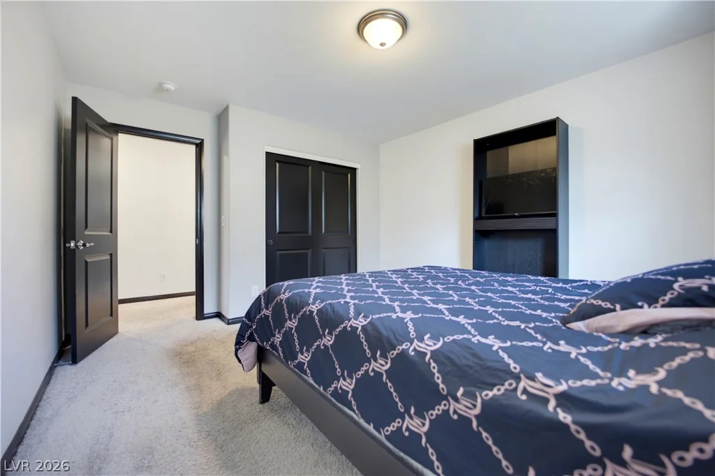 942 Twincrest, North Las Vegas, NV 89032