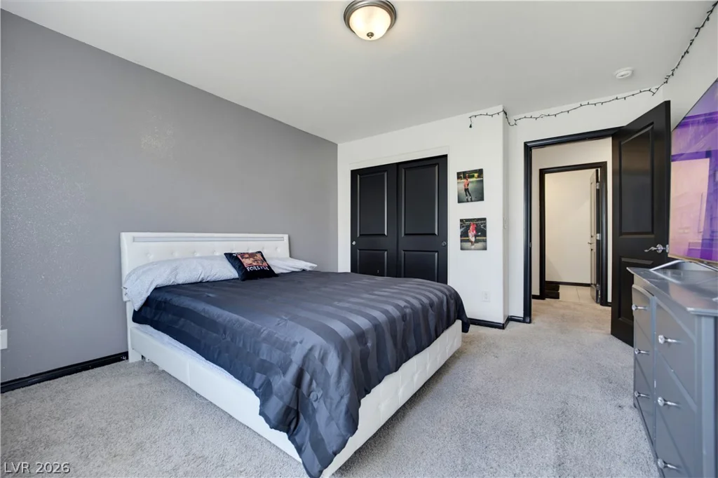 942 Twincrest, North Las Vegas, NV 89032