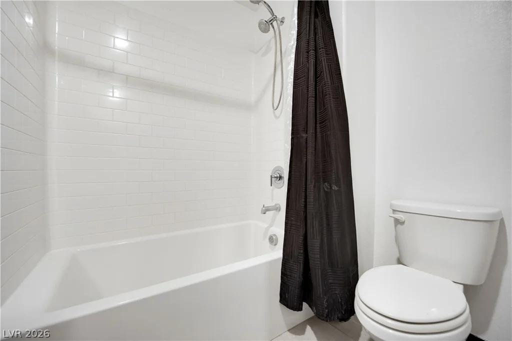942 Twincrest, North Las Vegas, NV 89032