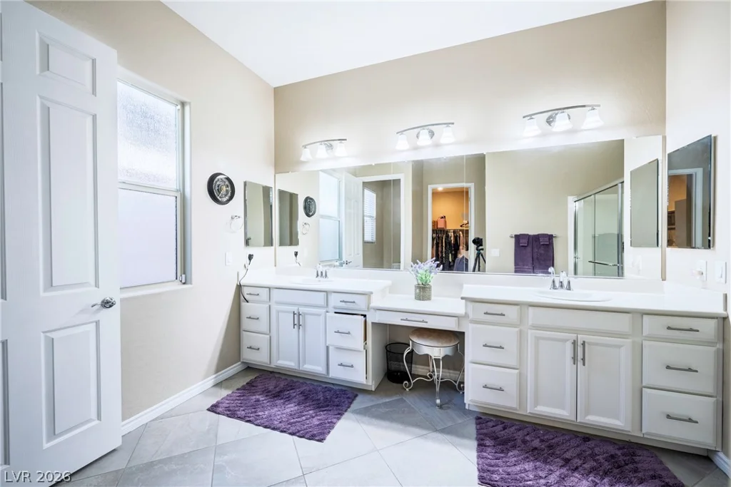 512 Heritage Bridge, Henderson, NV 89011