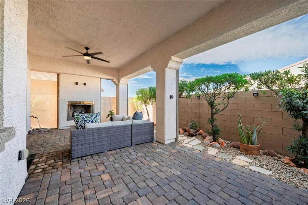 512 Heritage Bridge, Henderson, NV 89011