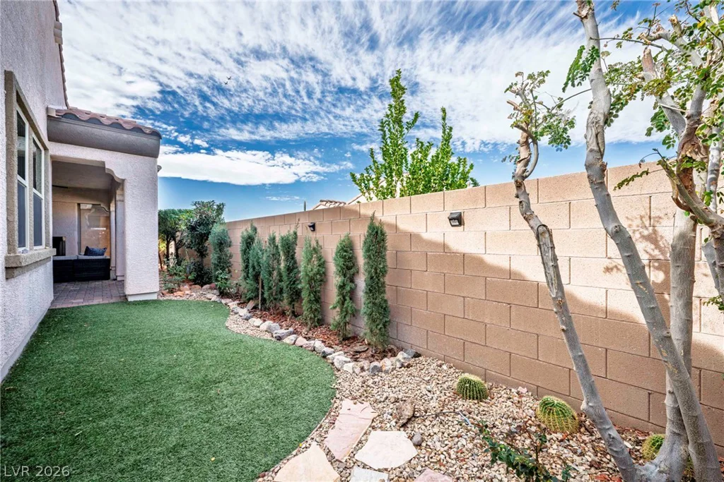 512 Heritage Bridge, Henderson, NV 89011