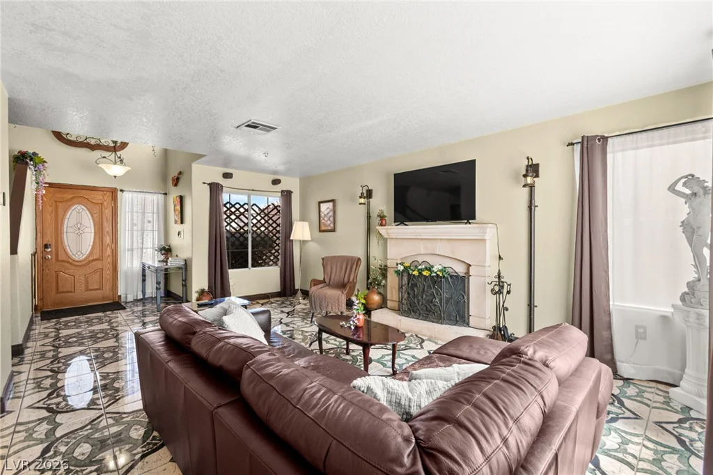 1731 Monte Alban, North Las Vegas, NV 89031