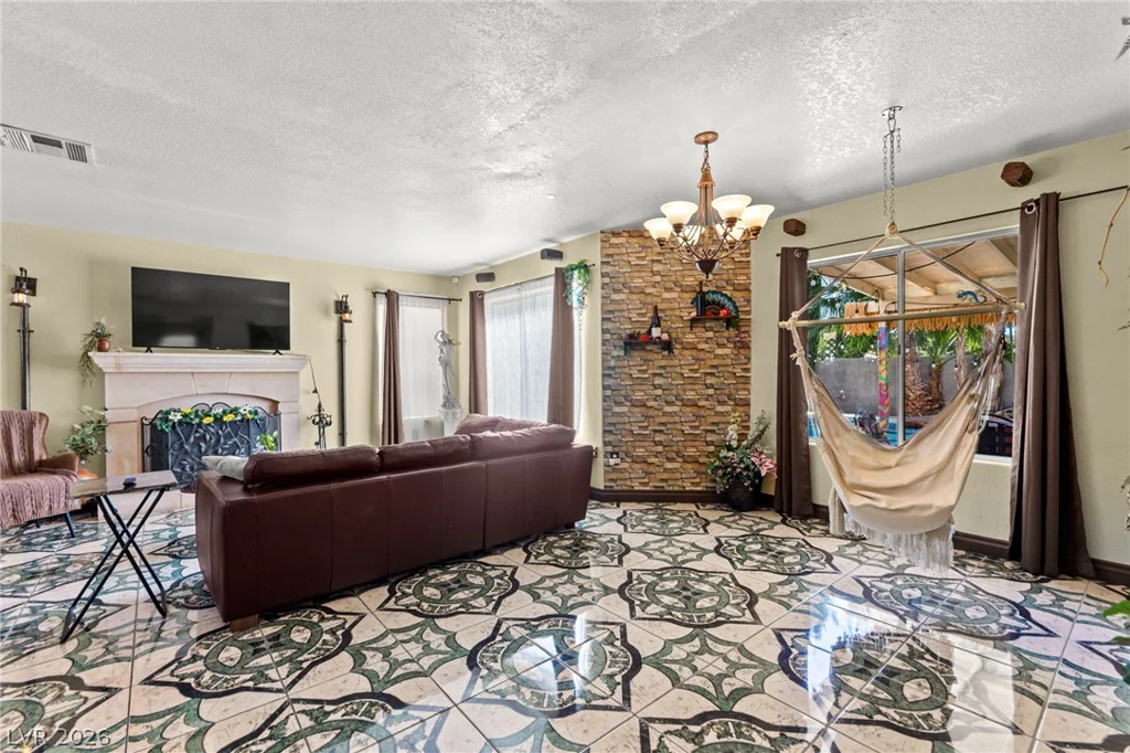 1731 Monte Alban, North Las Vegas, NV 89031