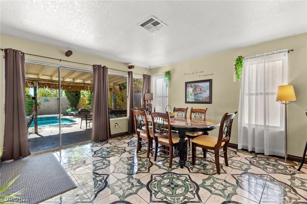 1731 Monte Alban, North Las Vegas, NV 89031