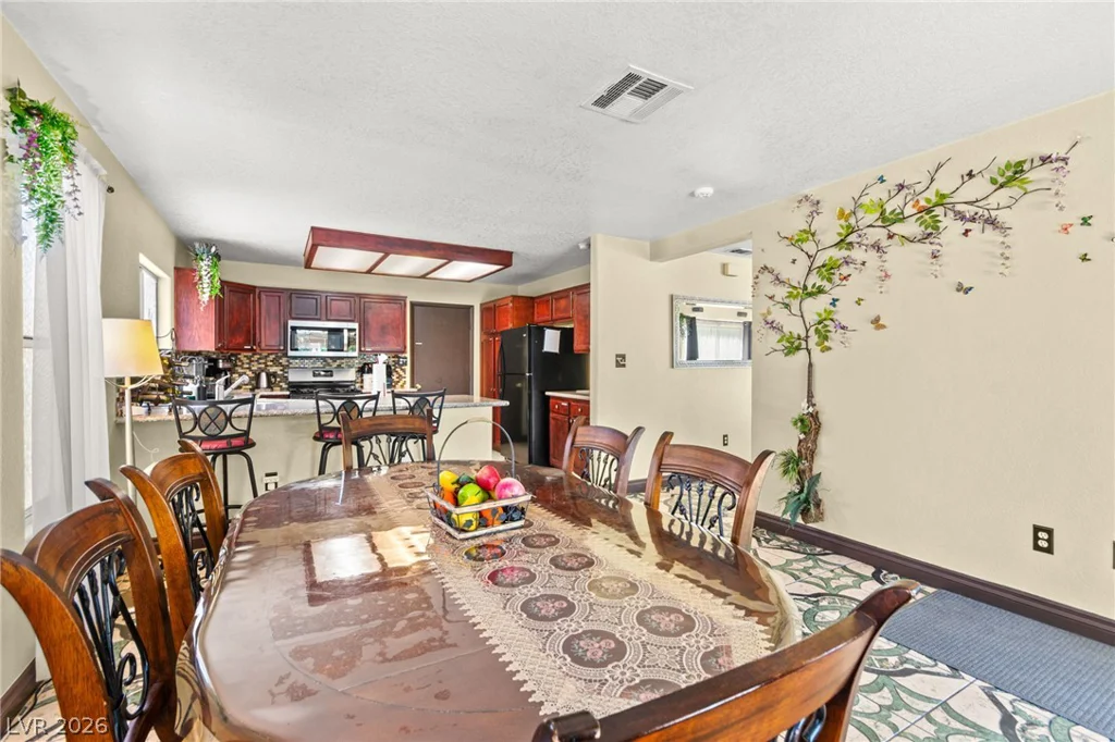 1731 Monte Alban, North Las Vegas, NV 89031