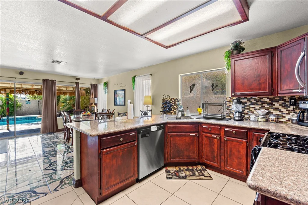 1731 Monte Alban, North Las Vegas, NV 89031
