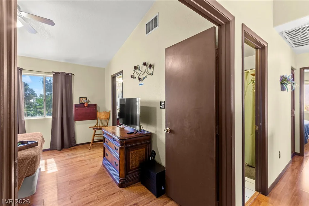 1731 Monte Alban, North Las Vegas, NV 89031