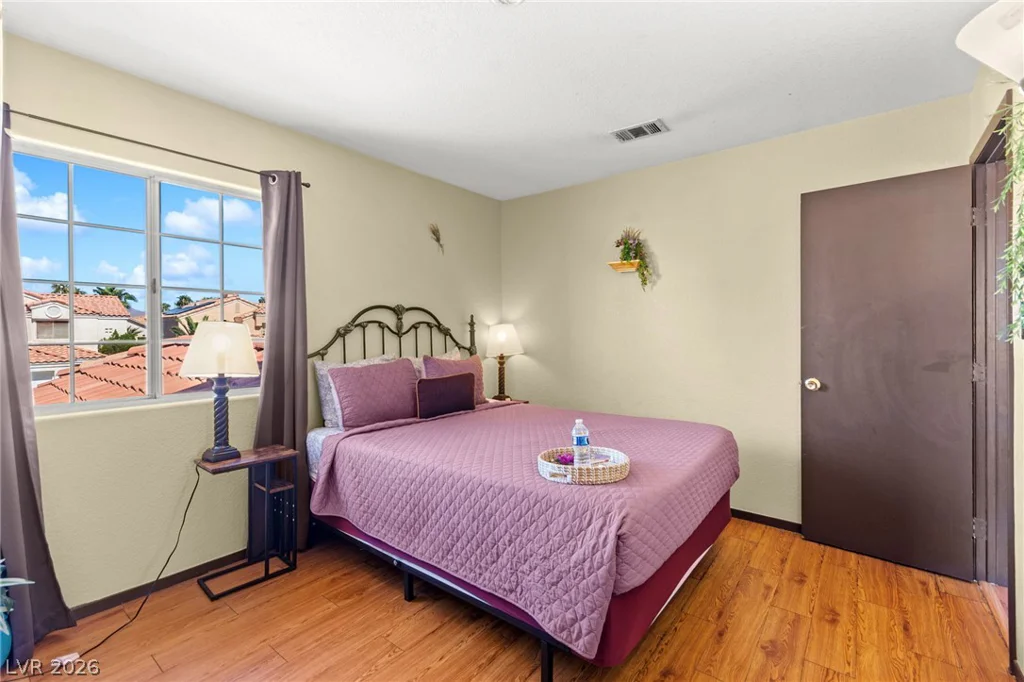 1731 Monte Alban, North Las Vegas, NV 89031