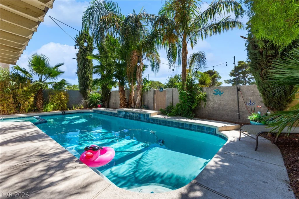 1731 Monte Alban, North Las Vegas, NV 89031