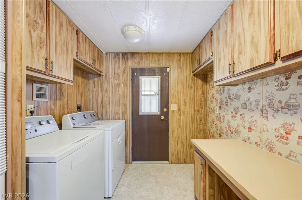 3426 Gulf Shores, Las Vegas, NV 89122