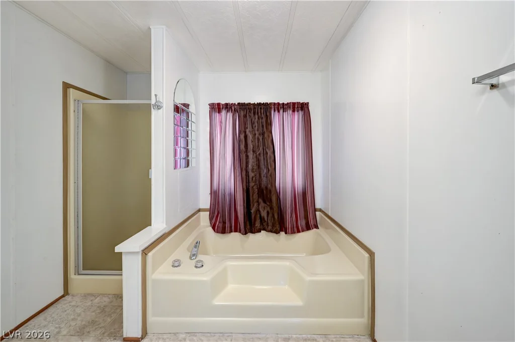 3426 Gulf Shores, Las Vegas, NV 89122