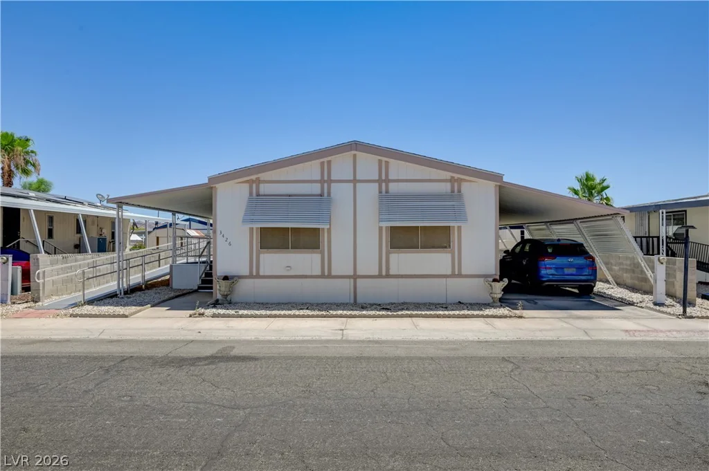 3426 Gulf Shores, Las Vegas, NV 89122