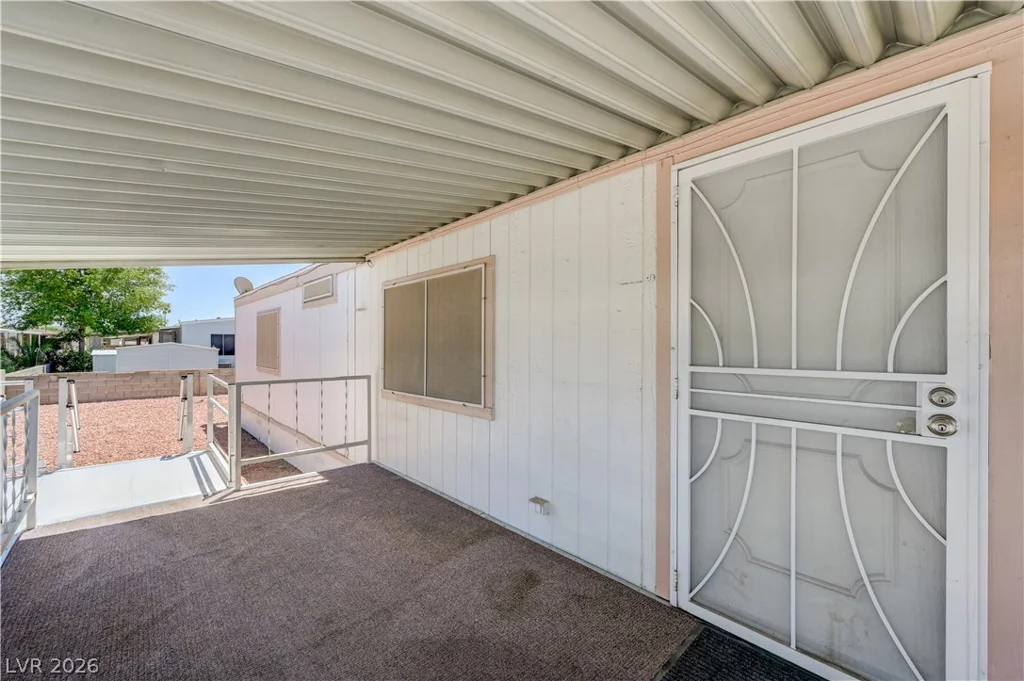 3426 Gulf Shores, Las Vegas, NV 89122