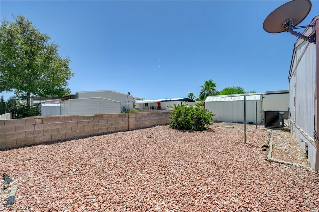 3426 Gulf Shores, Las Vegas, NV 89122