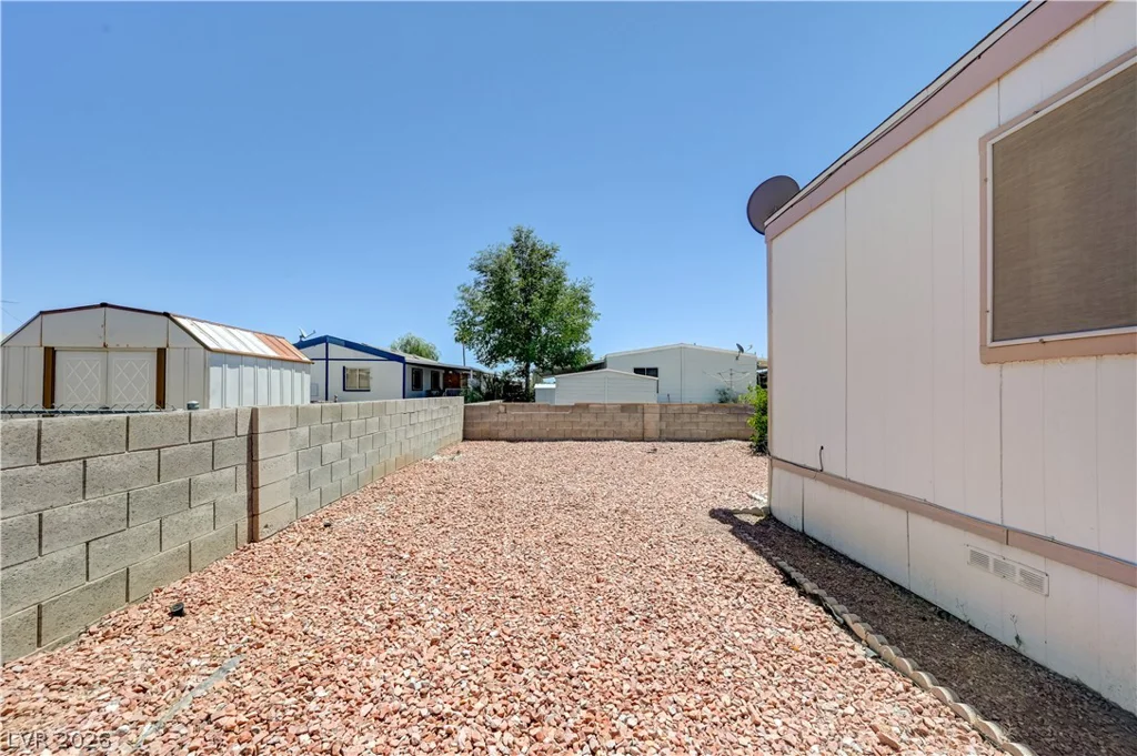 3426 Gulf Shores, Las Vegas, NV 89122
