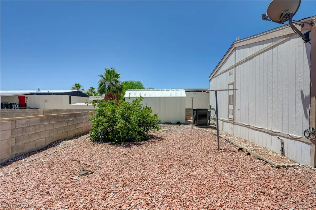 3426 Gulf Shores, Las Vegas, NV 89122