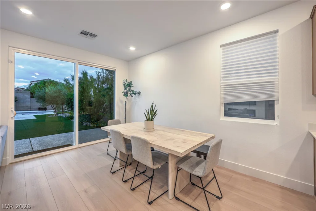 9748 Manchester Peak, Las Vegas, NV 89178
