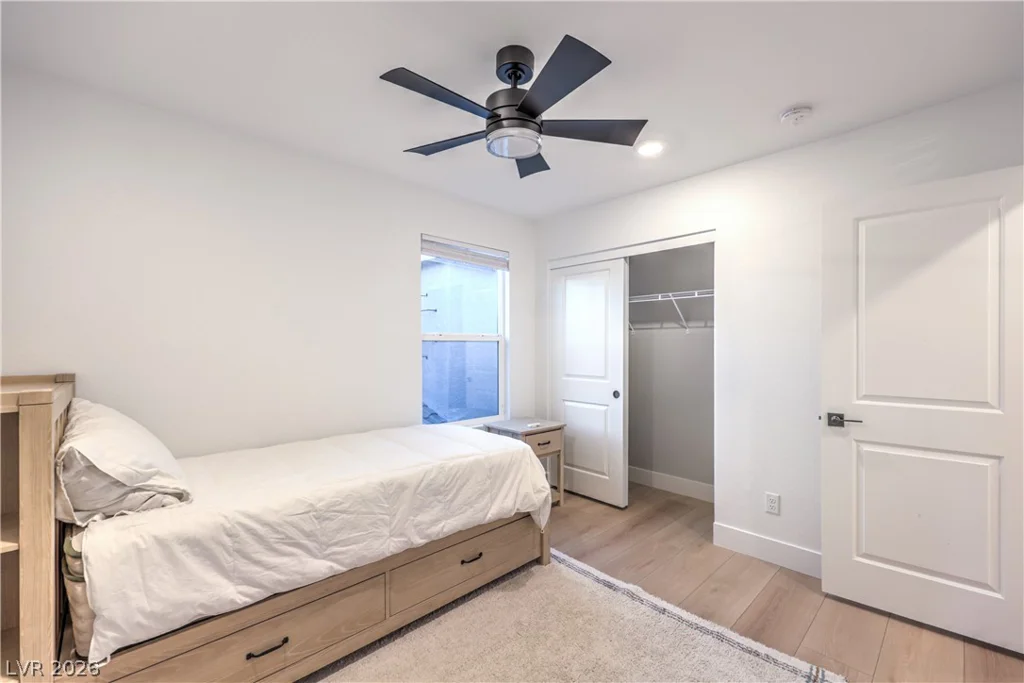 9748 Manchester Peak, Las Vegas, NV 89178