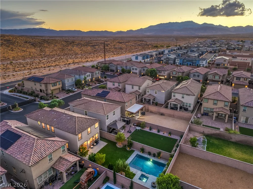 9748 Manchester Peak, Las Vegas, NV 89178