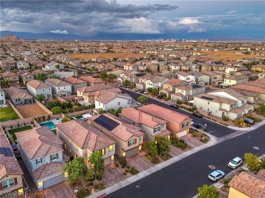 9748 Manchester Peak, Las Vegas, NV 89178