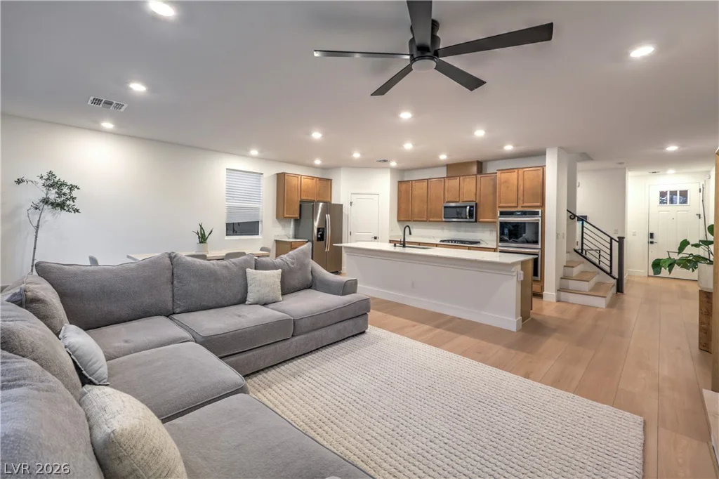 9748 Manchester Peak, Las Vegas, NV 89178