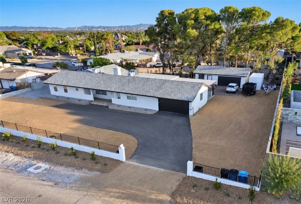 9035 Hammer, Las Vegas, NV 89149