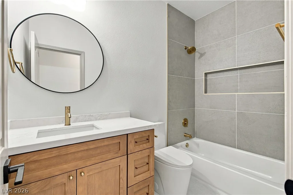 10729 Chillingham, Las Vegas, NV 89183