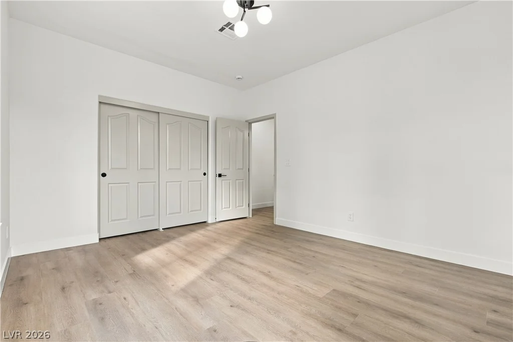 10729 Chillingham, Las Vegas, NV 89183