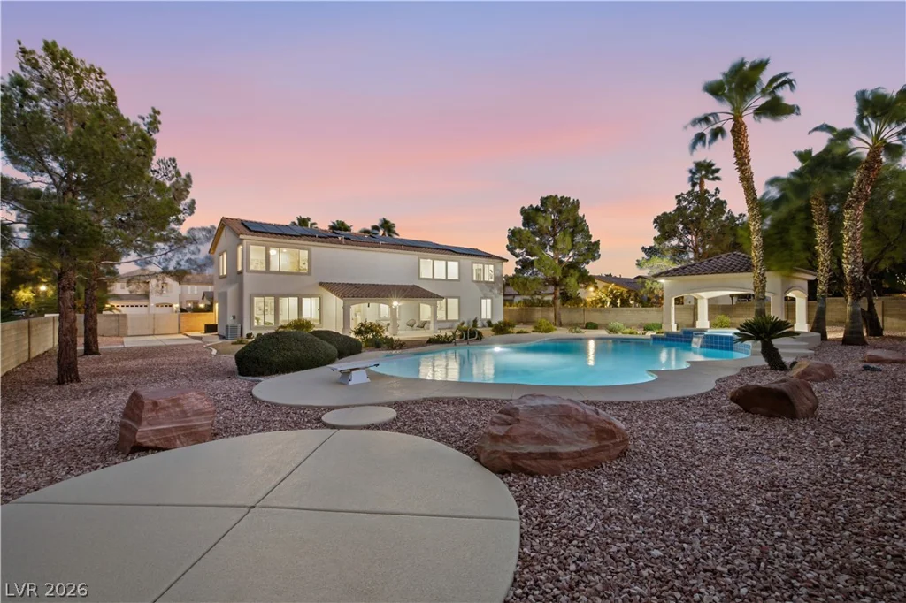 10729 Chillingham, Las Vegas, NV 89183
