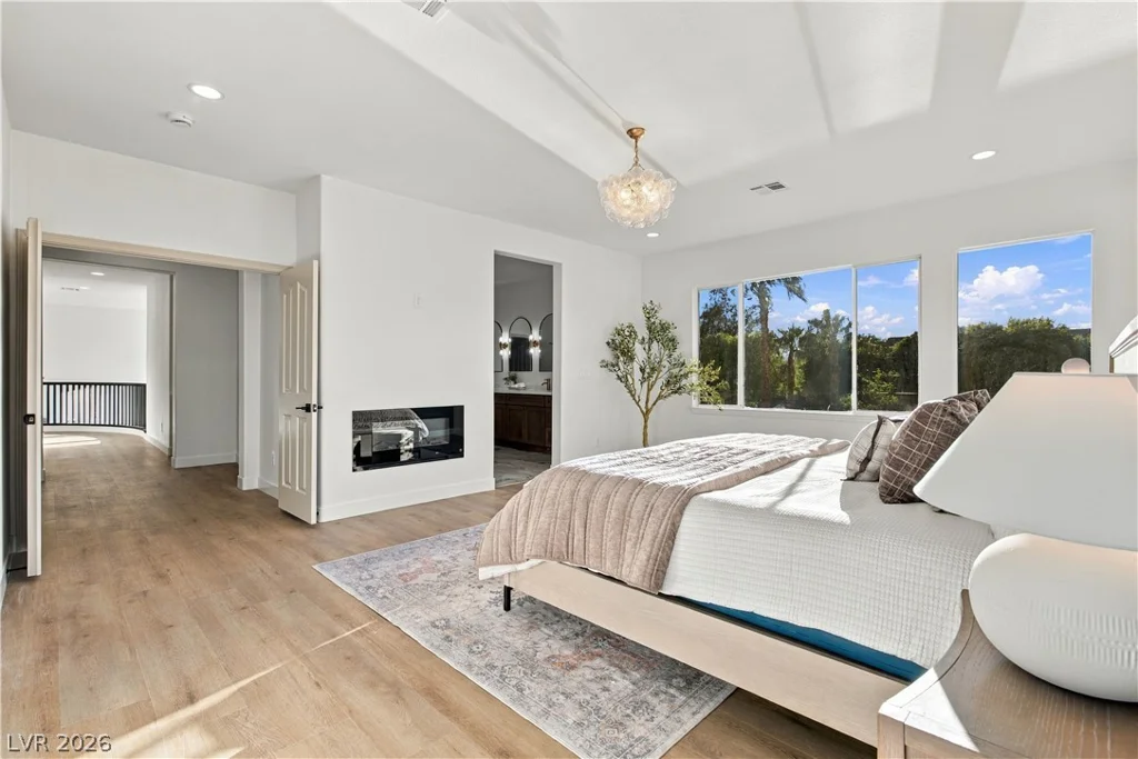 10729 Chillingham, Las Vegas, NV 89183