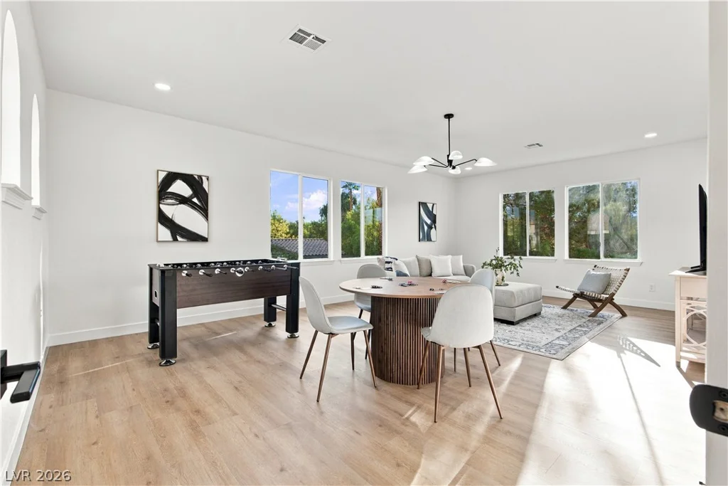 10729 Chillingham, Las Vegas, NV 89183