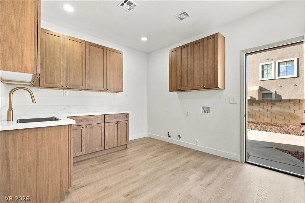 10729 Chillingham, Las Vegas, NV 89183