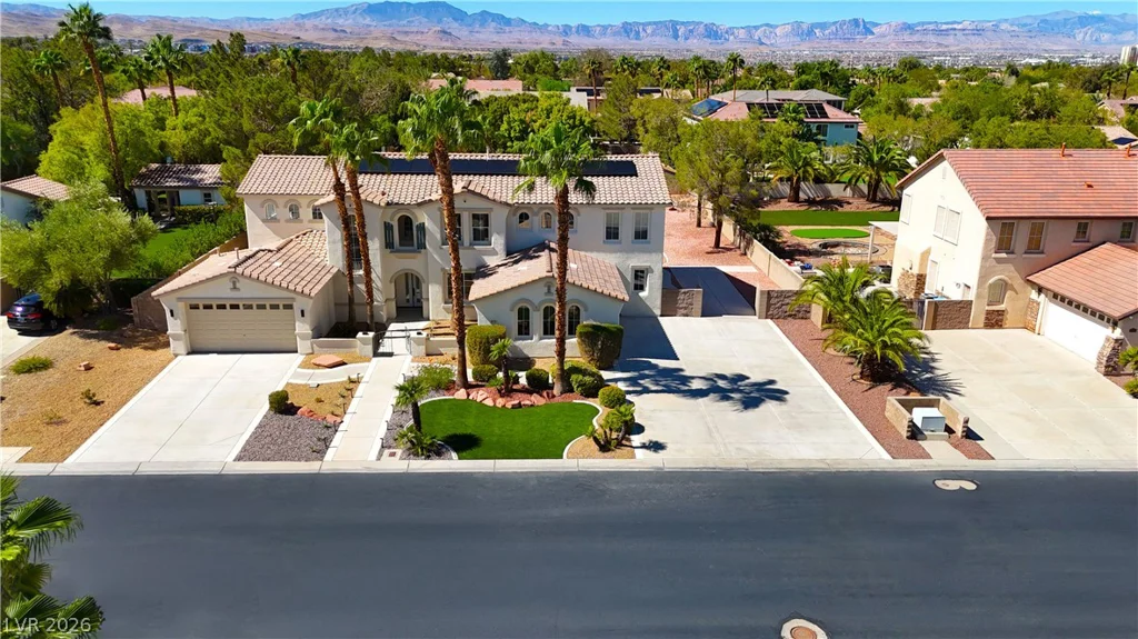 10729 Chillingham, Las Vegas, NV 89183
