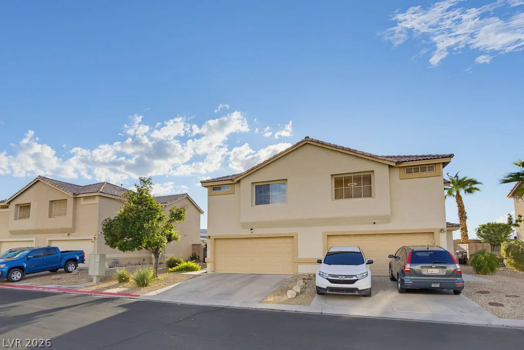 715 Peregrine Falcon, Henderson, NV 89015