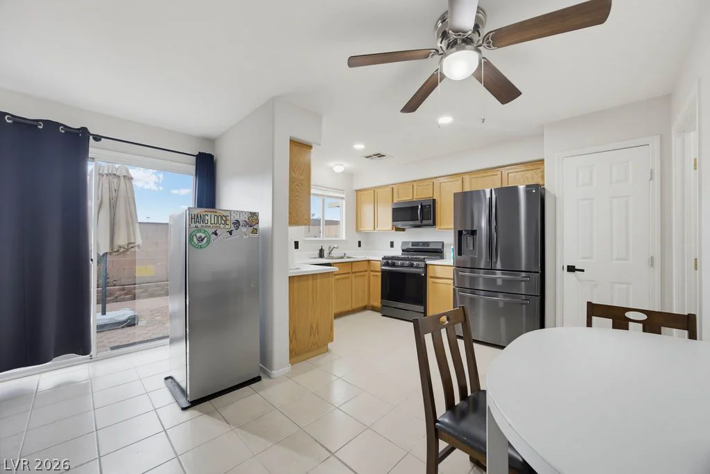 715 Peregrine Falcon, Henderson, NV 89015