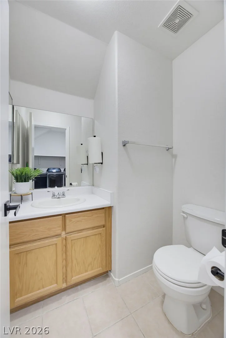 715 Peregrine Falcon, Henderson, NV 89015
