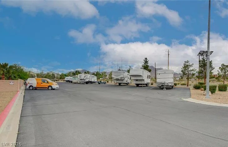 715 Peregrine Falcon, Henderson, NV 89015