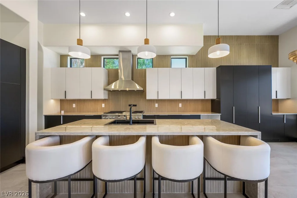 18 Wade Hampton, Henderson, NV 89052
