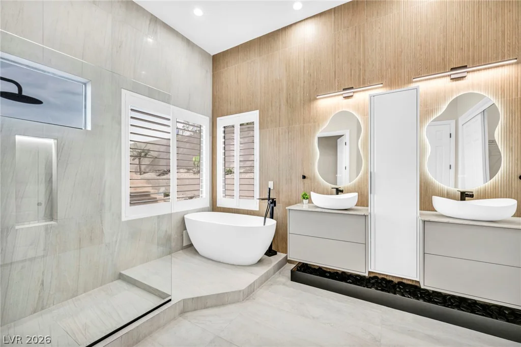 18 Wade Hampton, Henderson, NV 89052