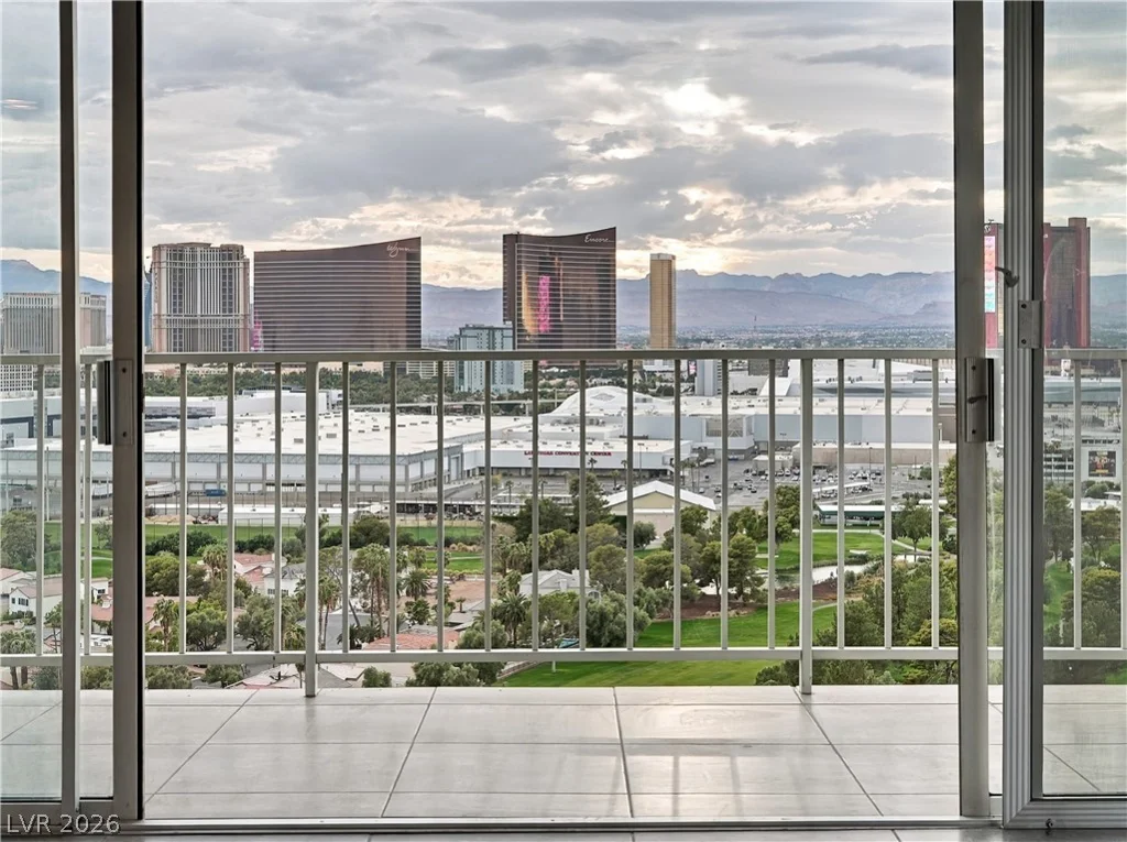 3111 Bel Air, Las Vegas, NV 89109
