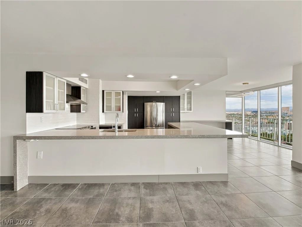 3111 Bel Air, Las Vegas, NV 89109