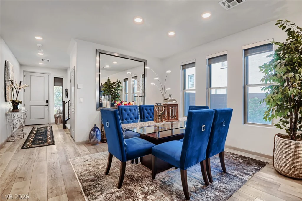 356 Coastal Fog, Las Vegas, NV 89183