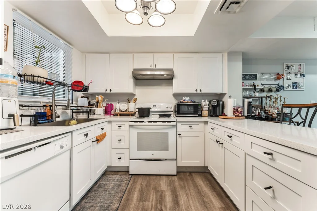 6285 Washington, Las Vegas, NV 89107