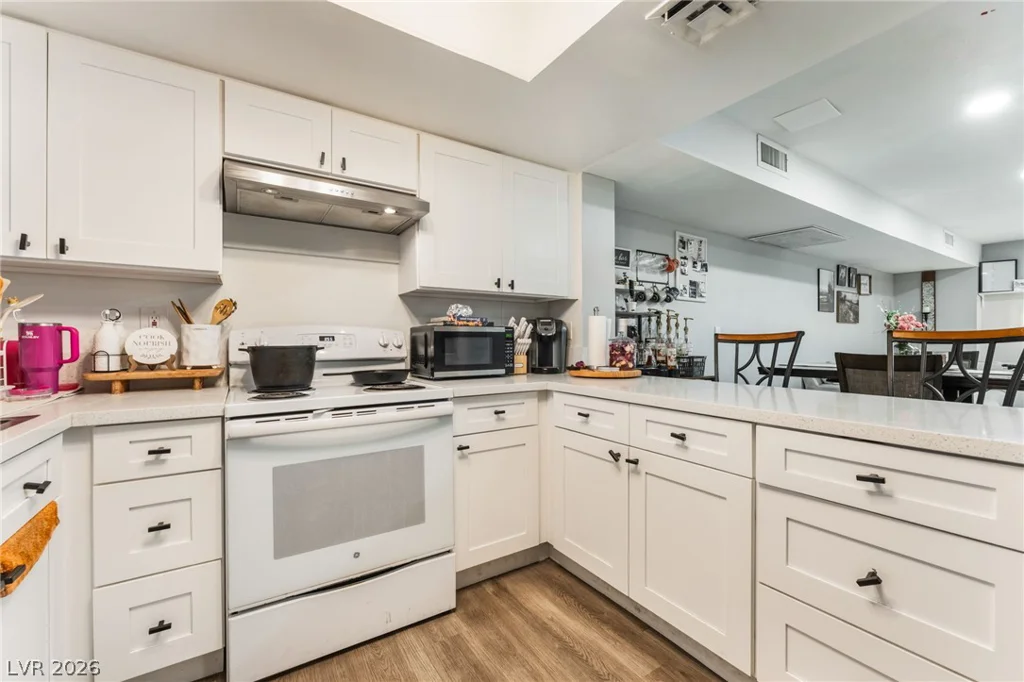 6285 Washington, Las Vegas, NV 89107