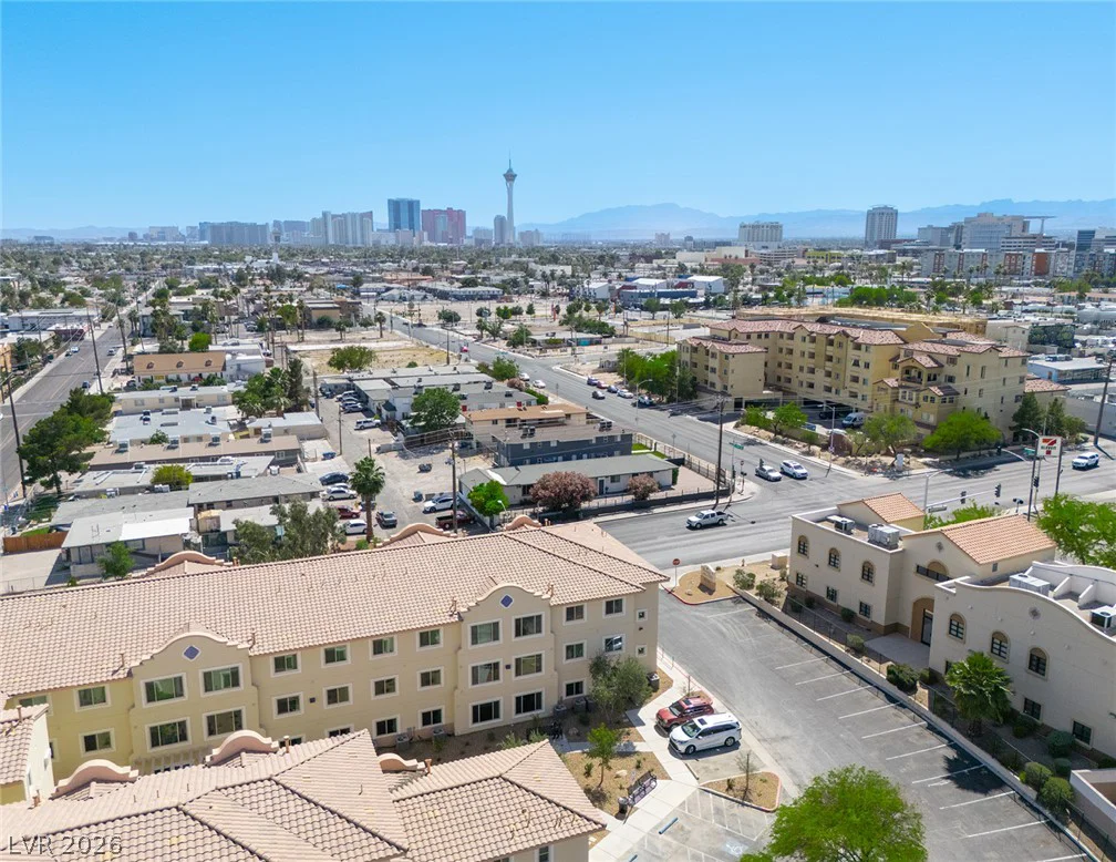 224 13th, Las Vegas, NV 89101