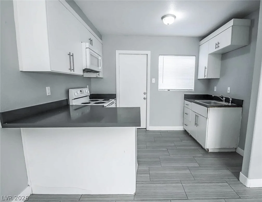 224 13th, Las Vegas, NV 89101