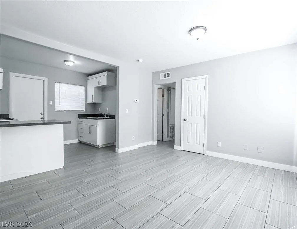224 13th, Las Vegas, NV 89101